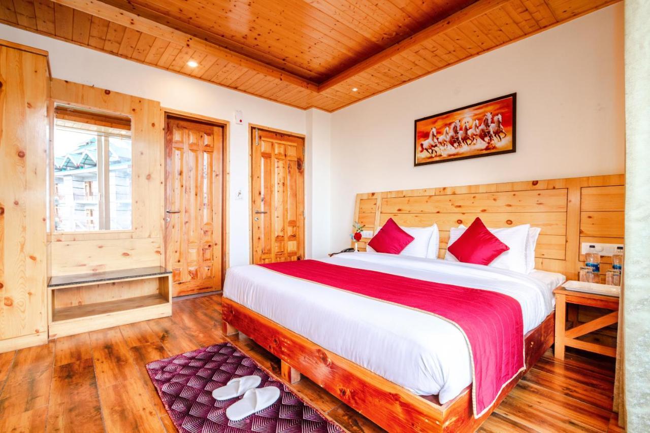 Tripli Hotels Stone House Cottage Manāli Exteriér fotografie