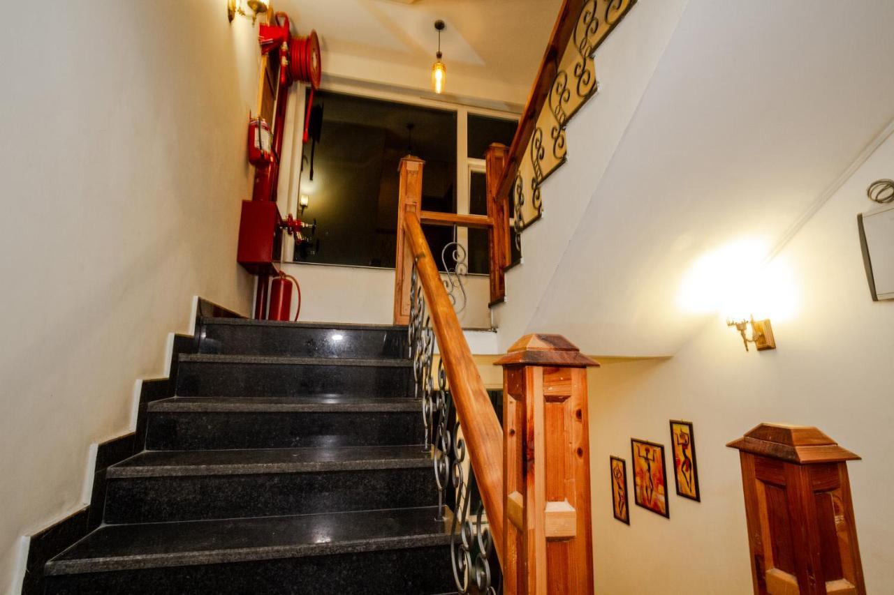 Tripli Hotels Stone House Cottage Manāli Exteriér fotografie